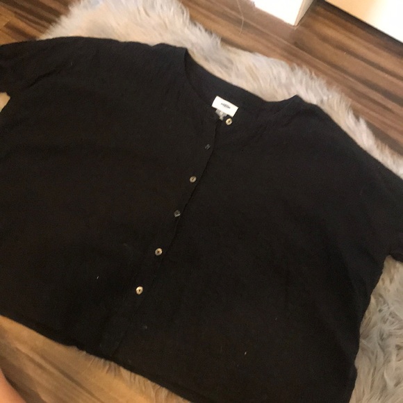 Black Old-Navy Button-Up T-Shirt - Picture 3 of 3